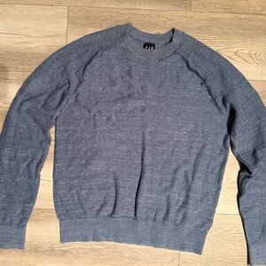 GAP Men's Heathered Blue Crewneck Sweater